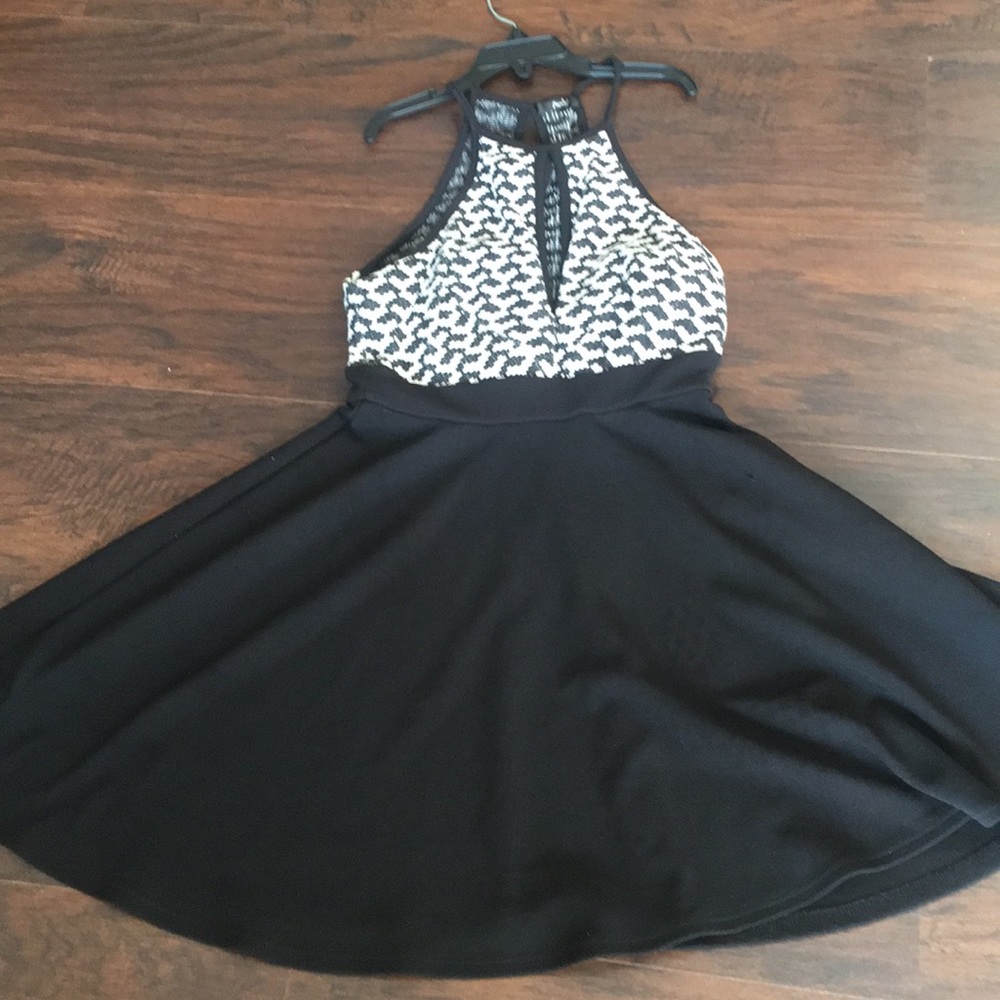 Black and White dress 👗